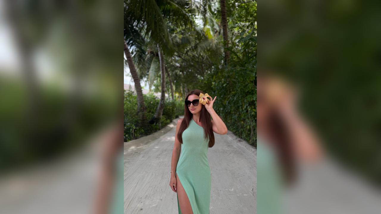 Webcam chat profile for MaybeBaby: Dancing