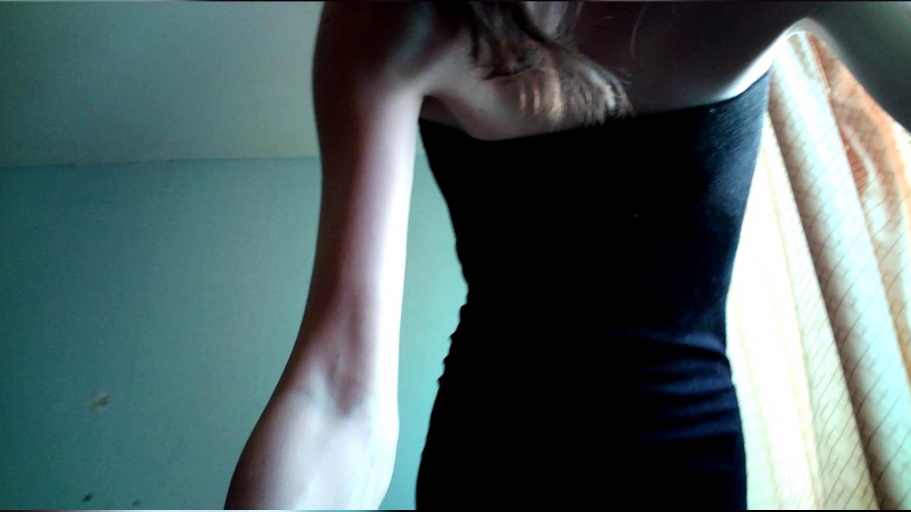 Webcam chat profile for Famefortune: Dancing