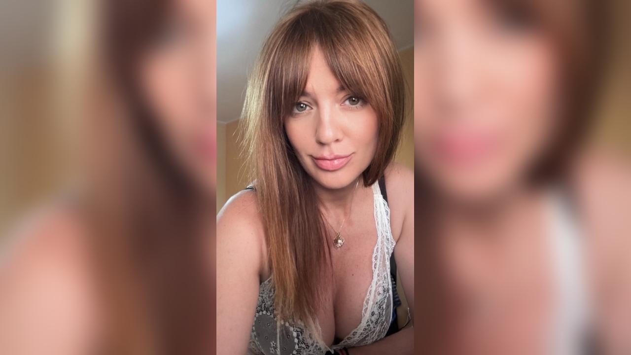 Webcam chat profile for MagicEva