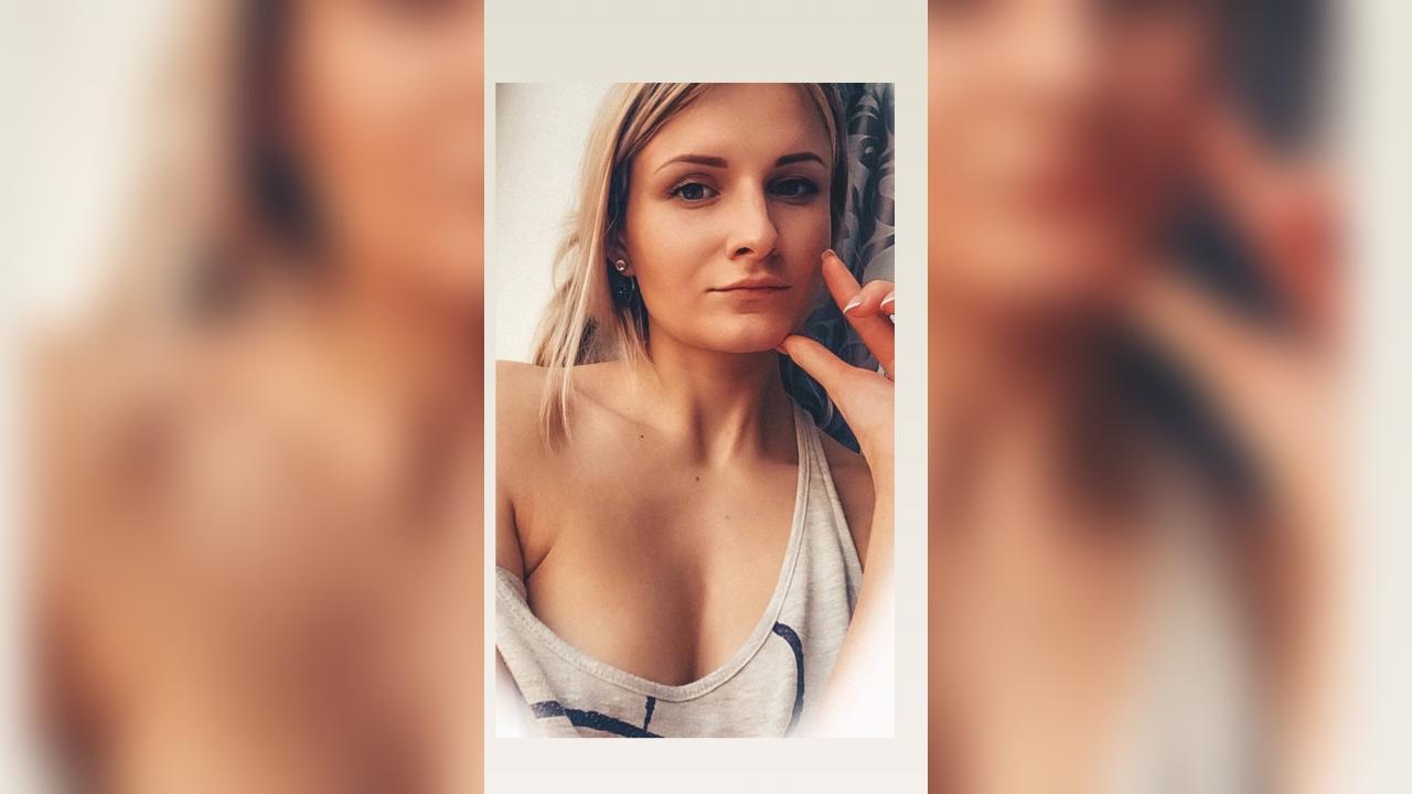 Webcam chat profile for Angelikka
