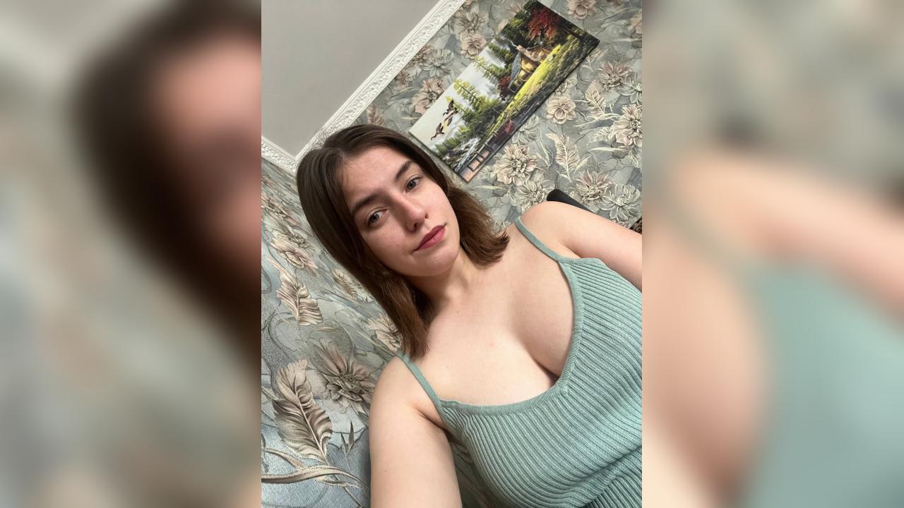 Webcam chat profile for babygirl111: Photography
