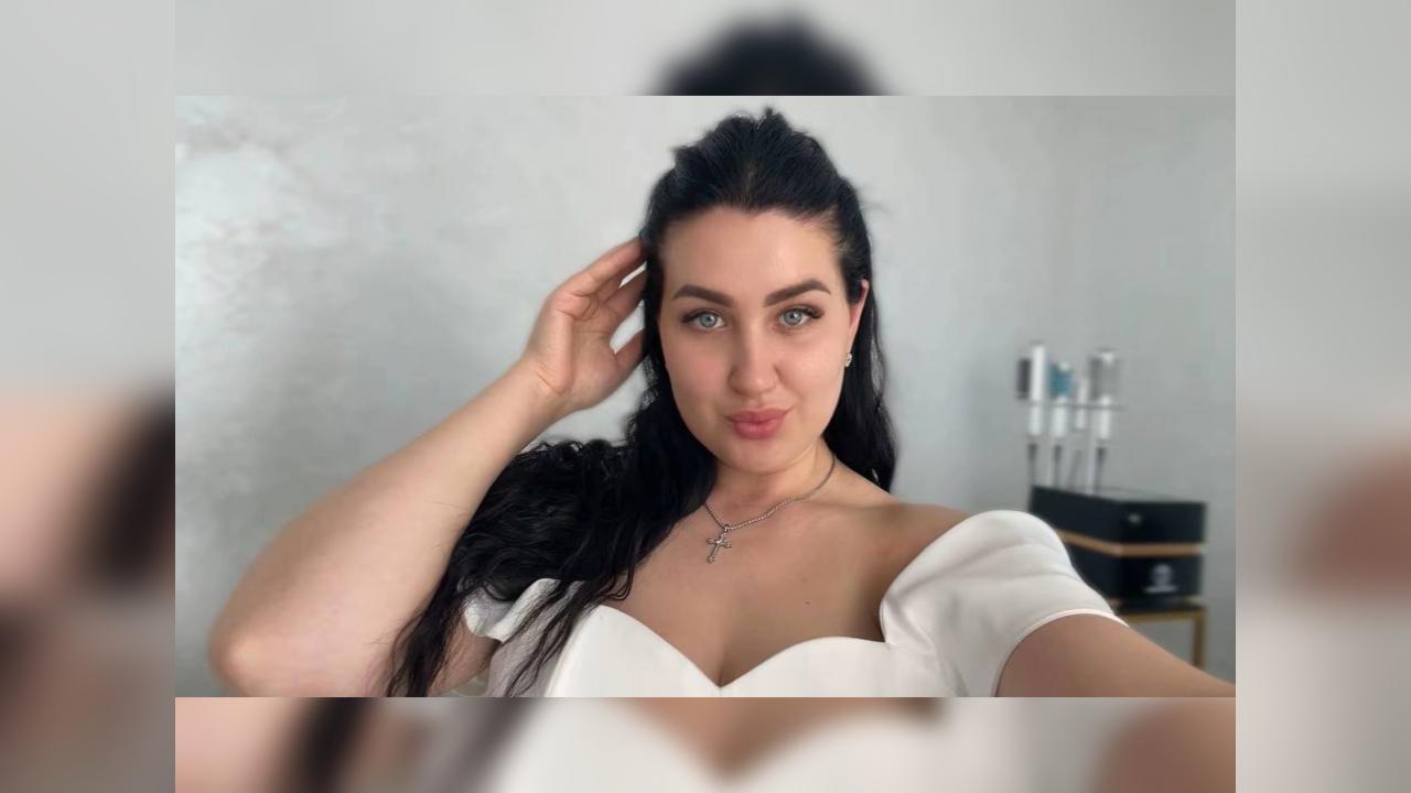 Webcam chat profile for Orlisse