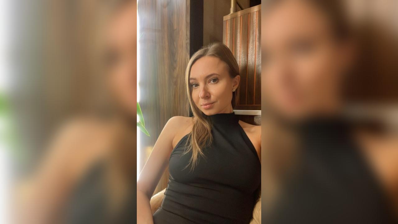 Webcam chat profile for BunnyRose: Ask about my Hobbies