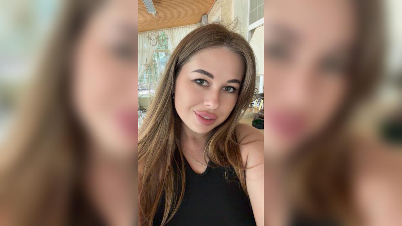 Webcam chat profile for ShadowKiss111: Ask about my Hobbies