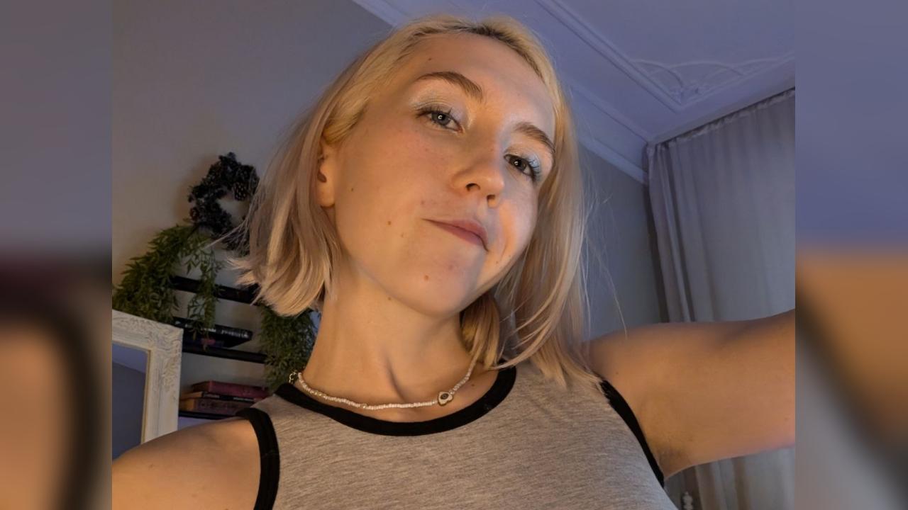 Webcam chat profile for ElenMoore: Latex & rubber