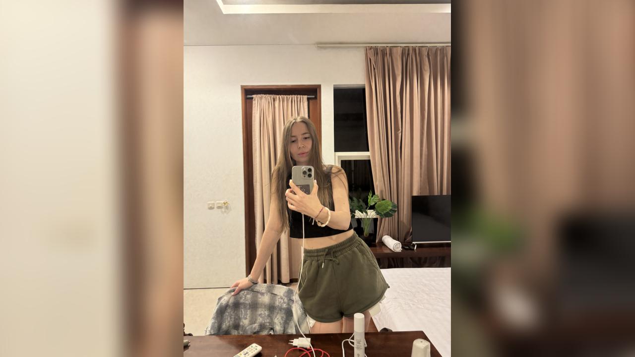 Webcam chat profile for ViktoriaSoul: Cooking