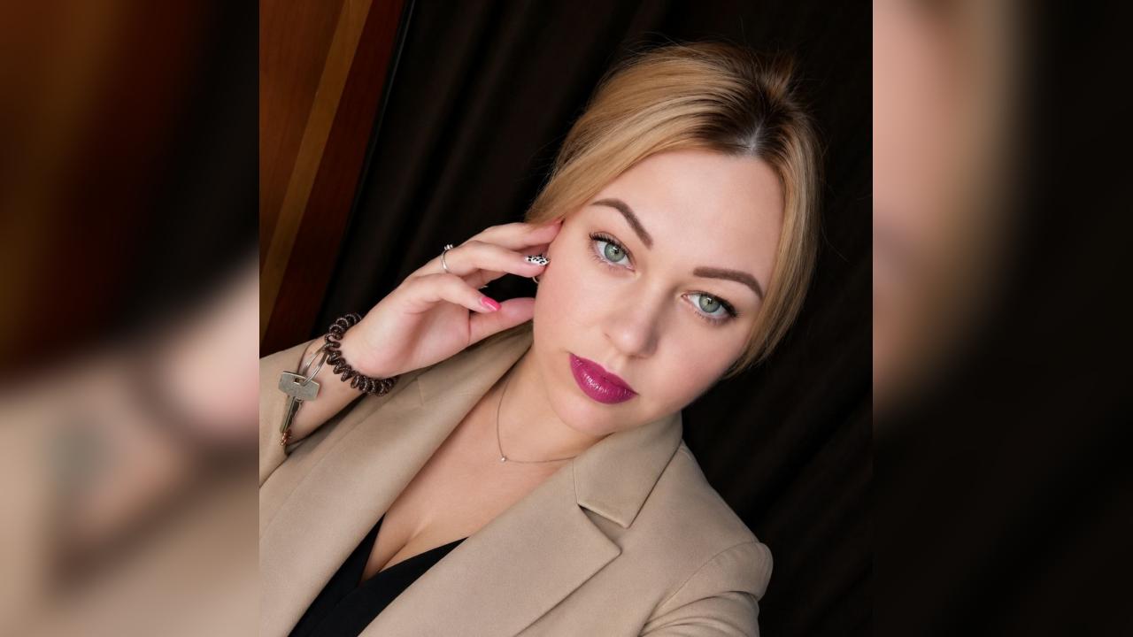 Webcam chat profile for PearlTemptation: Ask about my Hobbies