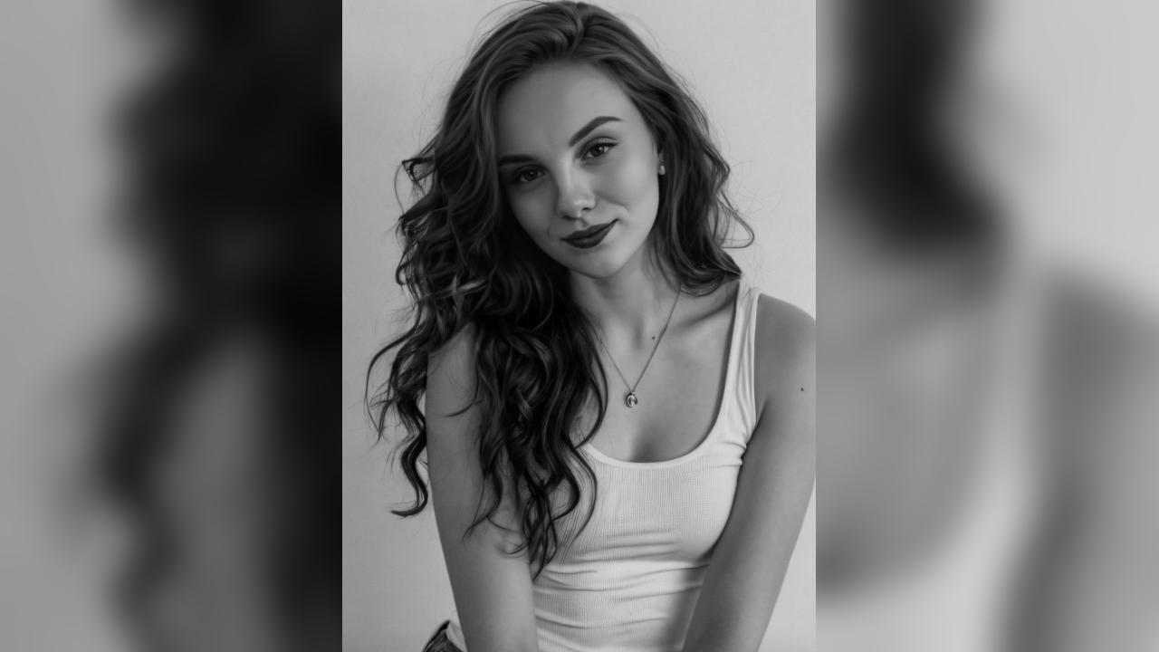Webcam chat profile for Maryyar: Cooking
