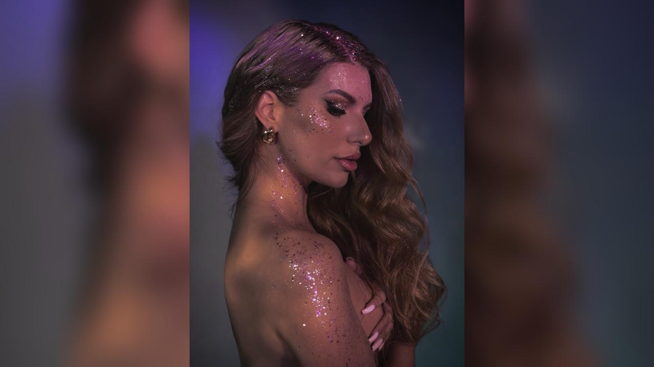 Webcam chat profile for Niceniki: Dancing