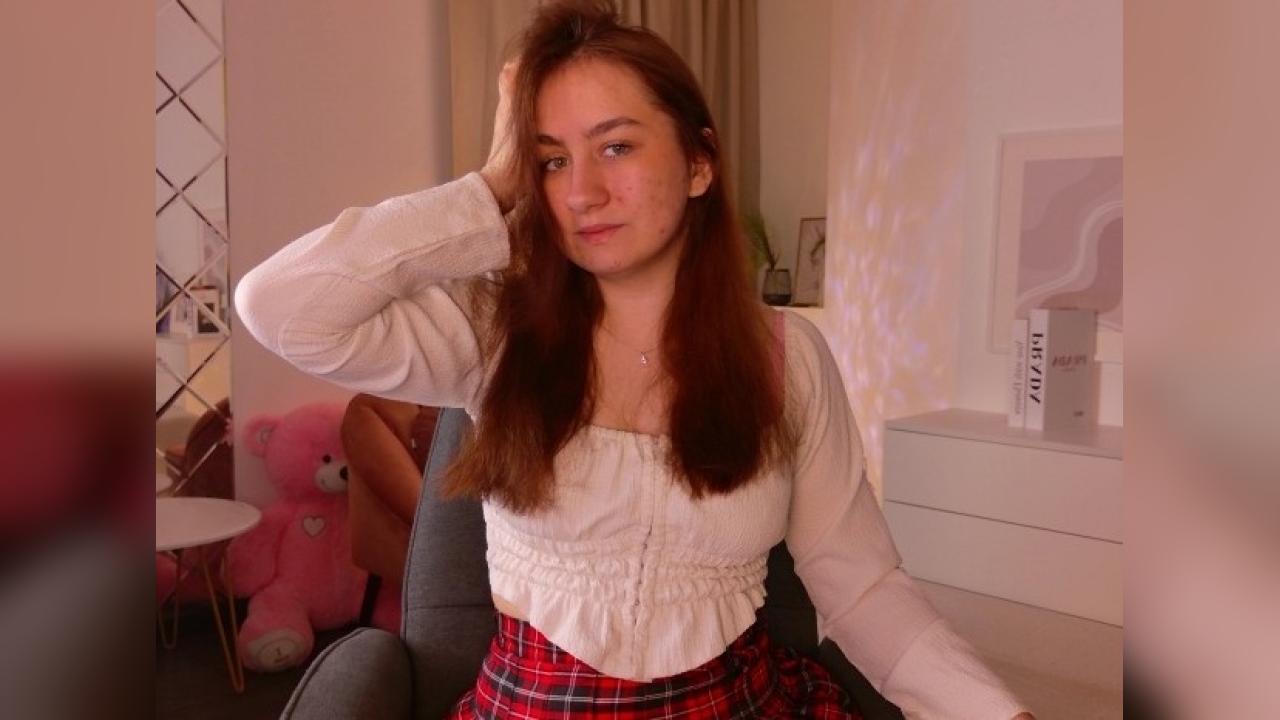 Webcam chat profile for pollybloomm: Legs, feet & shoes