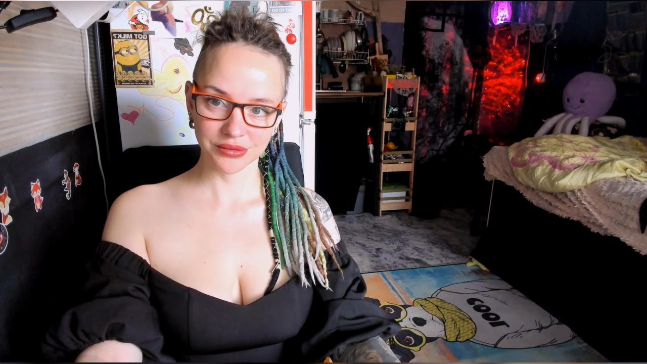 Webcam chat profile for LisaFoxy: Legs, feet & shoes