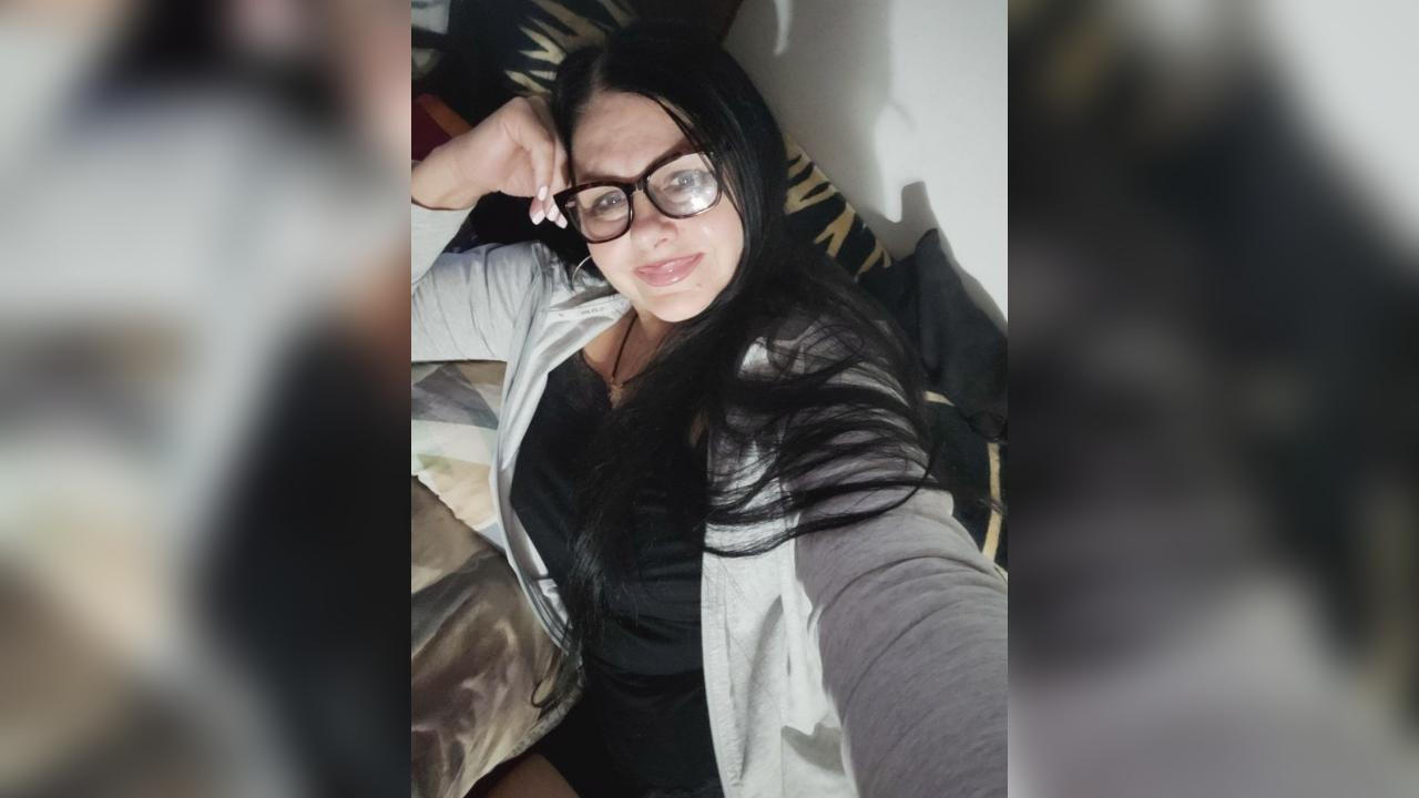Webcam chat profile for Maurelle: Ask about my Hobbies