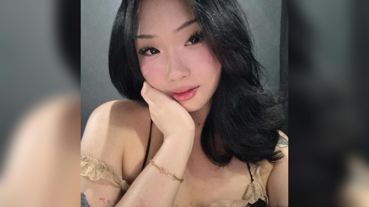 Webcam chat profile for AddilynMax: Bondage & discipline