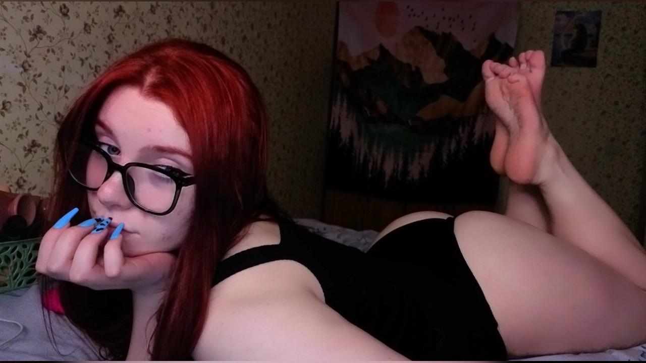 Webcam chat profile for LaylaGlam: Kissing