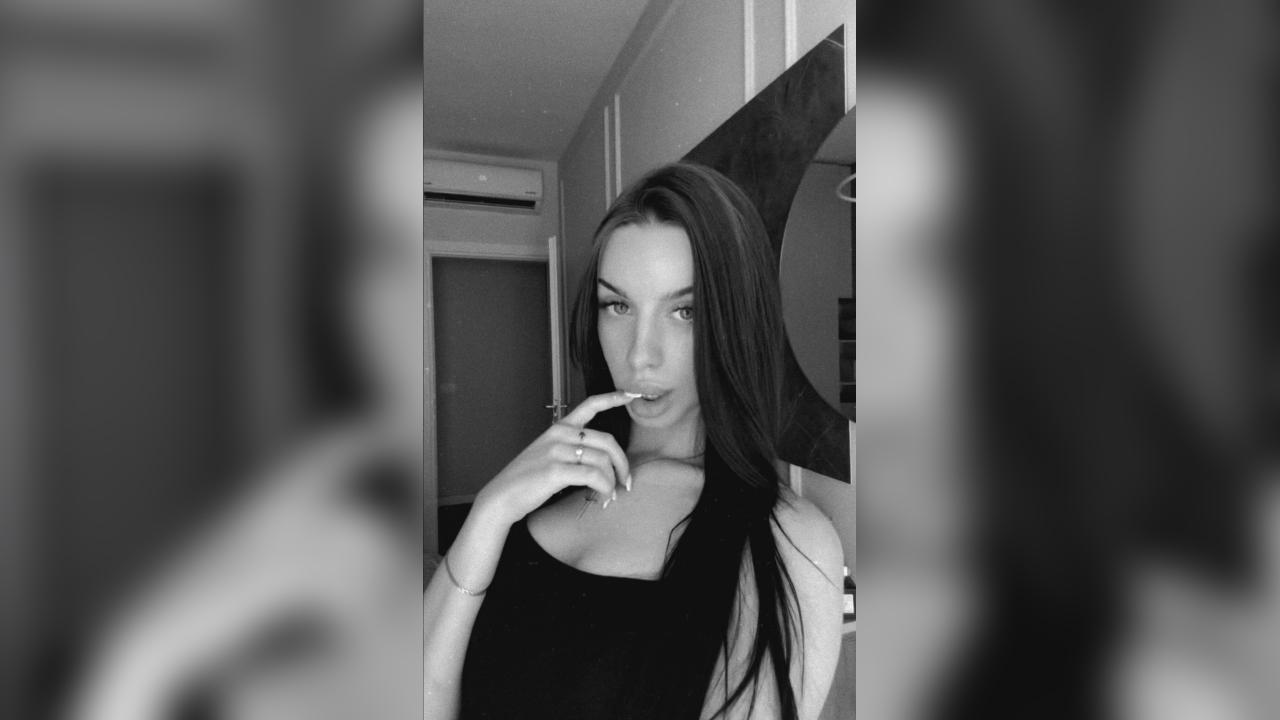 Webcam chat profile for Martochka: Travel