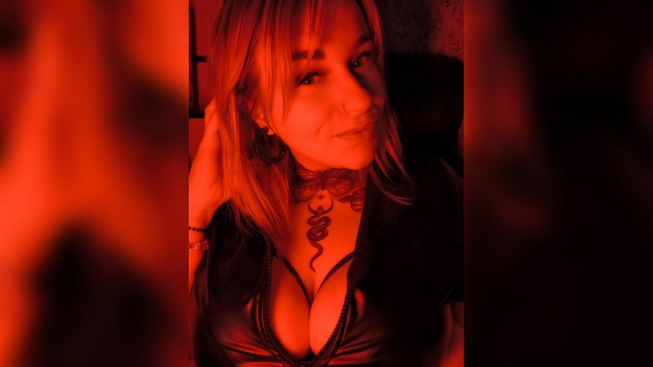 Webcam chat profile for mistresss: Latex & rubber