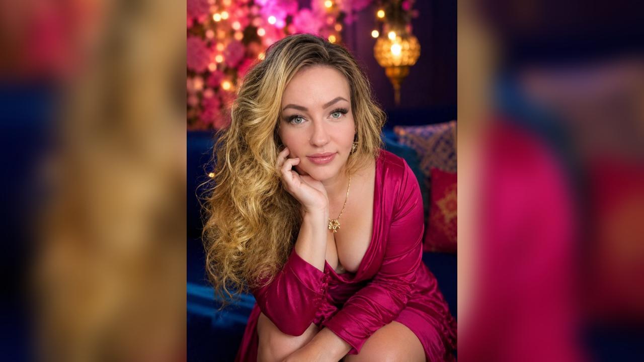 Webcam chat profile for VelvetDiamond: Ask about my Hobbies