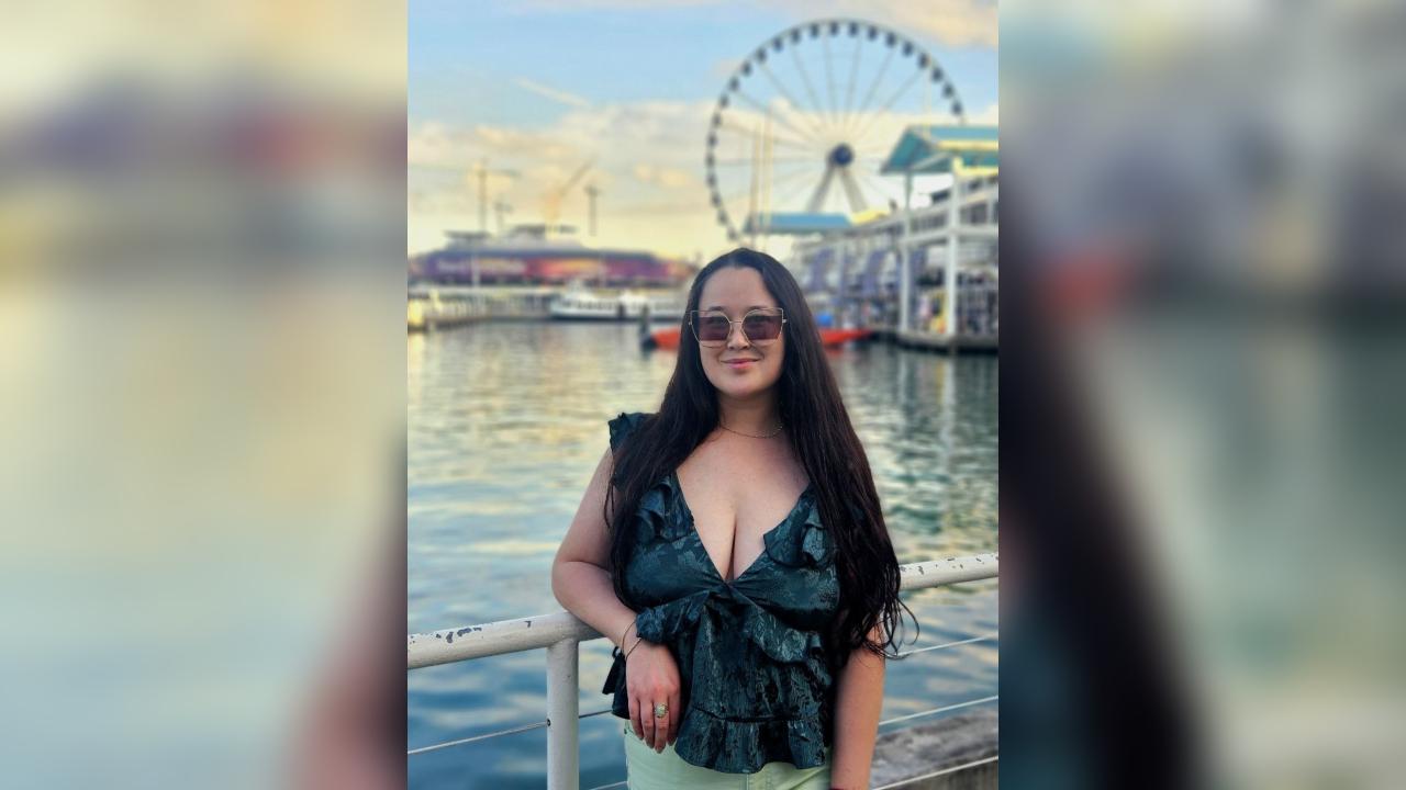Webcam chat profile for Calira: Fitness