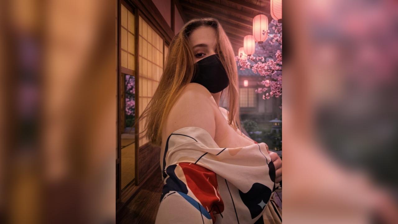Webcam chat profile for SienaMoor: Outfits