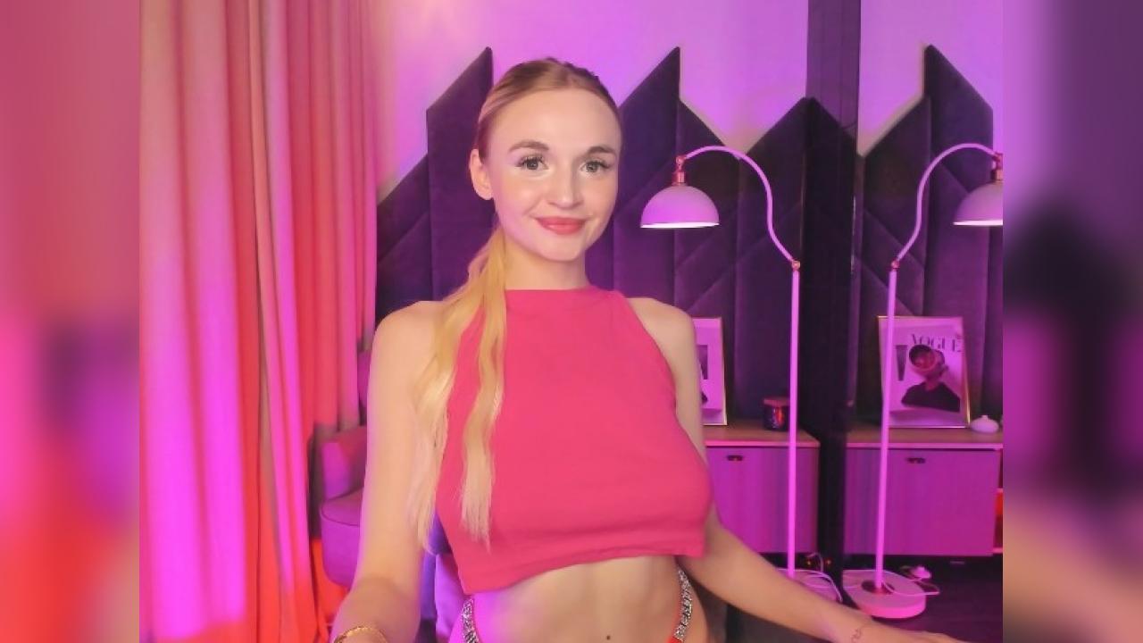 Webcam chat profile for MilaLux: Legs, feet & shoes