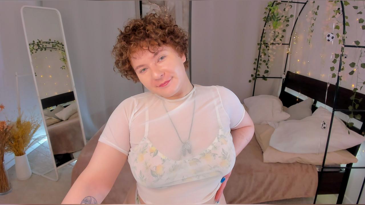 Webcam chat profile for MelittaAdams: Freckles