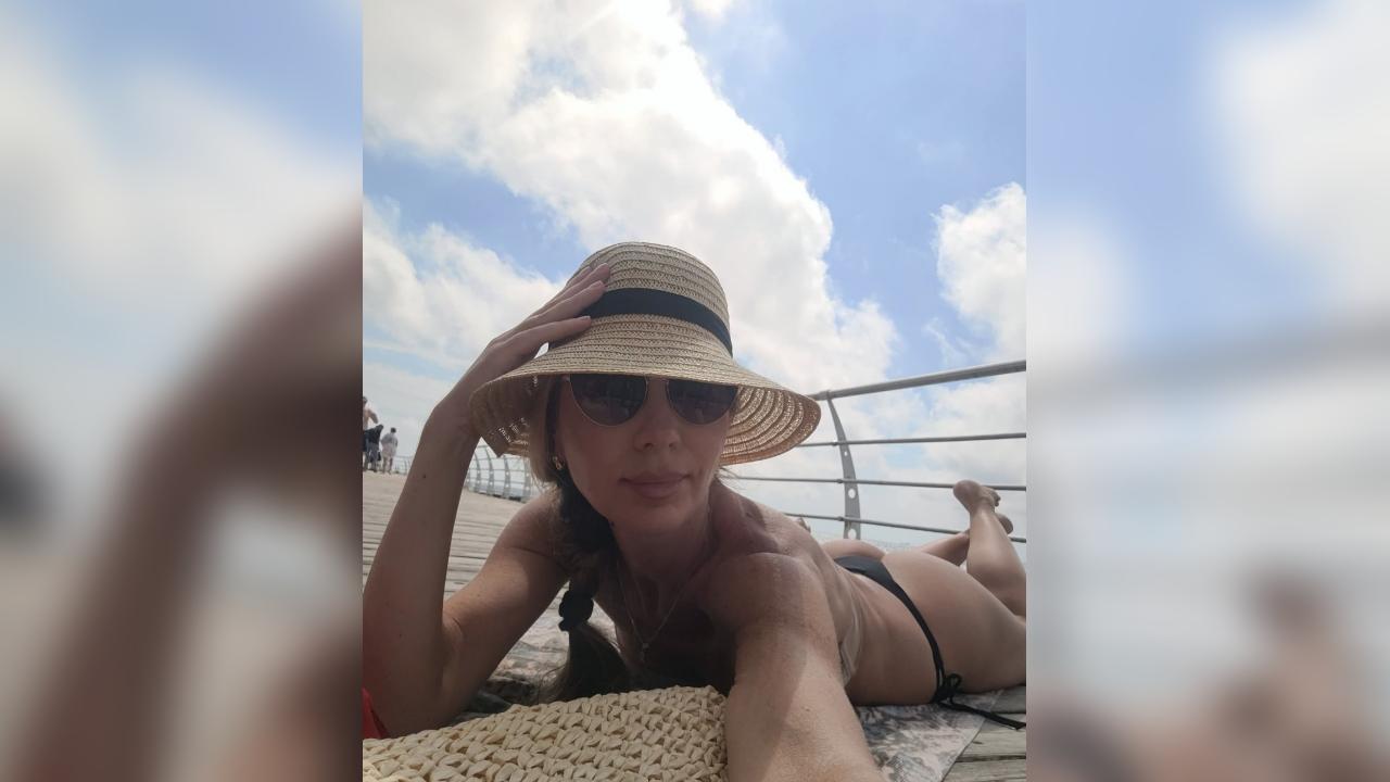 Webcam chat profile for Marcella888