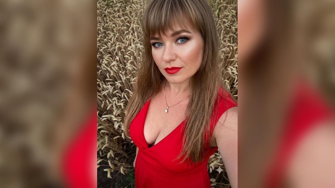 Webcam chat profile for Tersia: Ask about my Hobbies