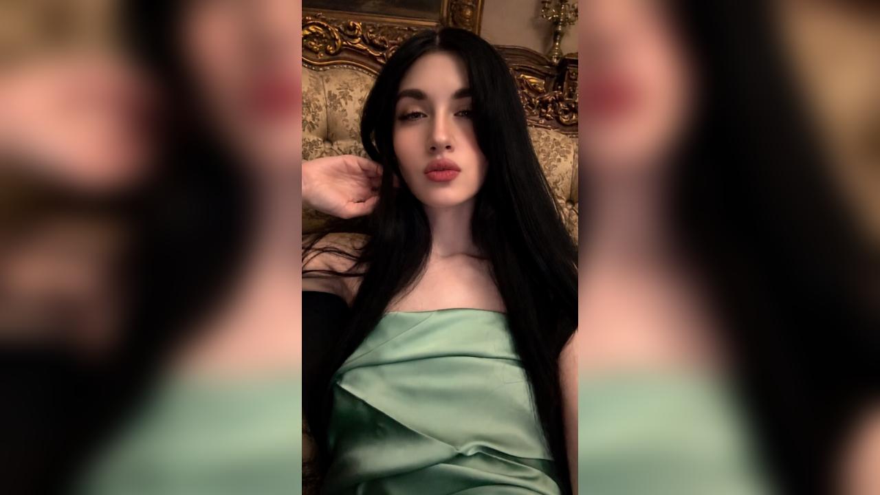 Webcam chat profile for AlisaSecrtAgent: Bondage & discipline