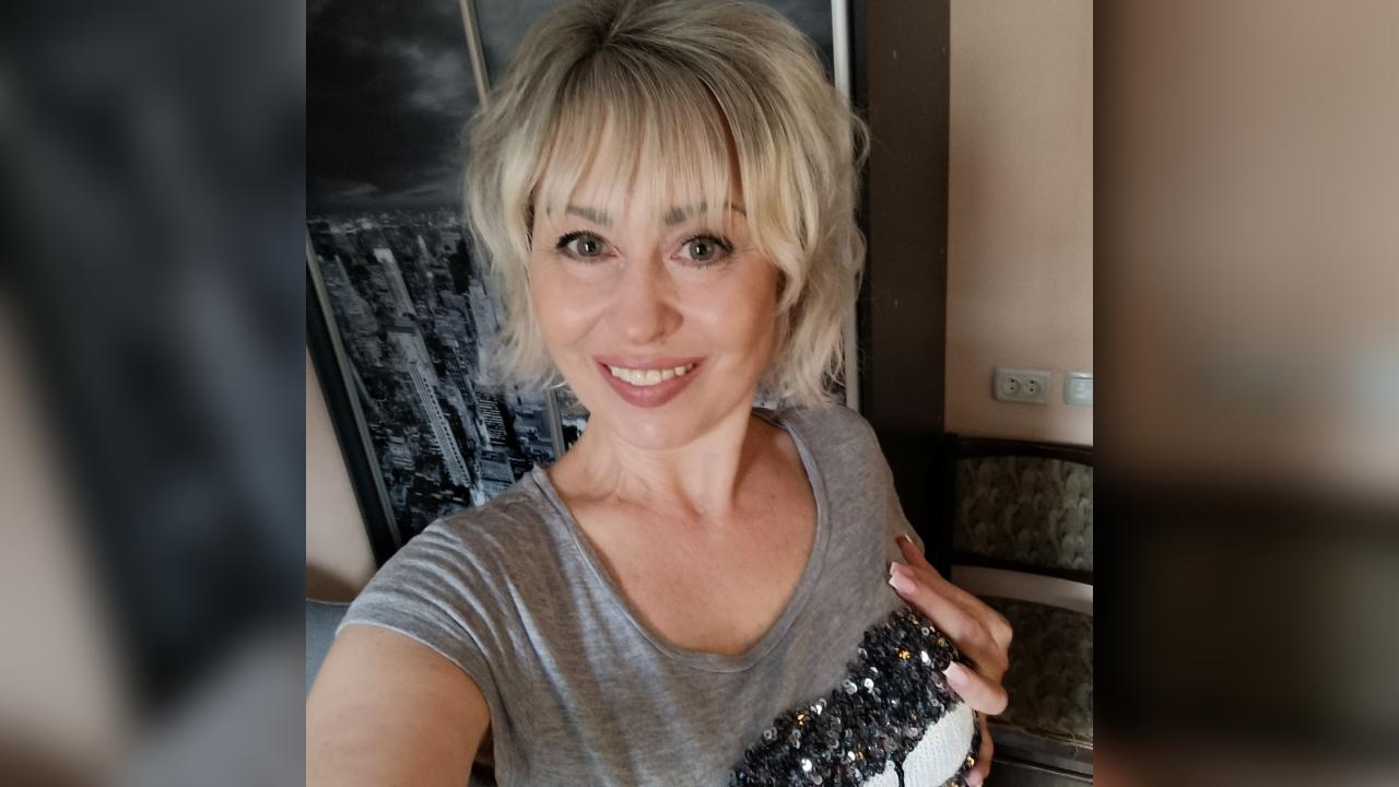 Webcam chat profile for SweetLilac: Ask about my Hobbies