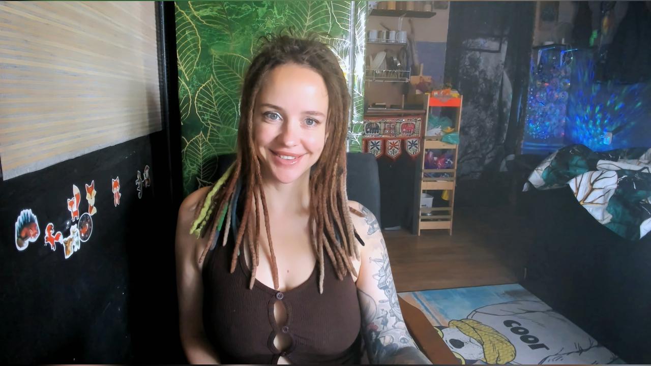Webcam chat profile for LisaFoxy: Legs, feet & shoes