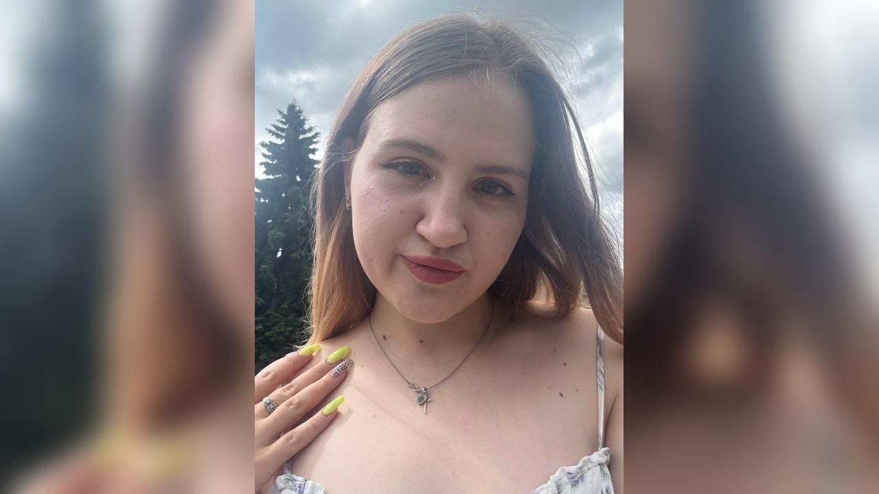 Webcam chat profile for AlisaLove