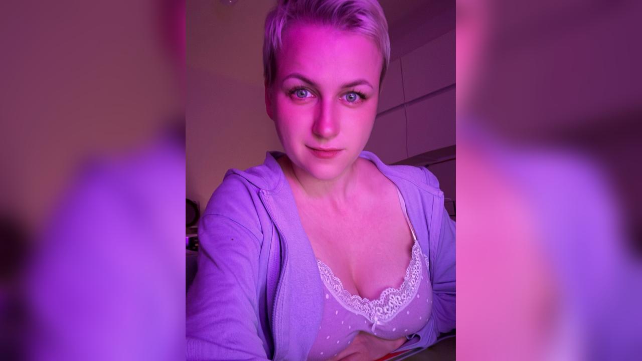 Webcam chat profile for YoutanPoluo
