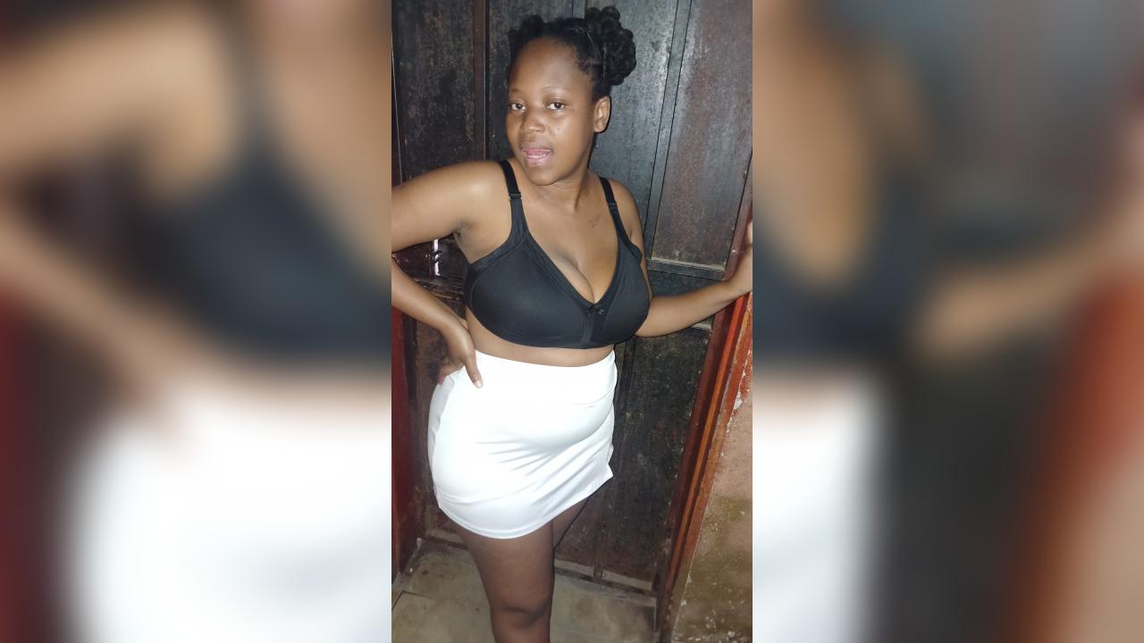 HornyEbony