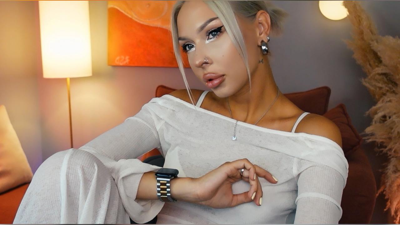 Webcam chat profile for AlaskaLane: Legs, feet & shoes