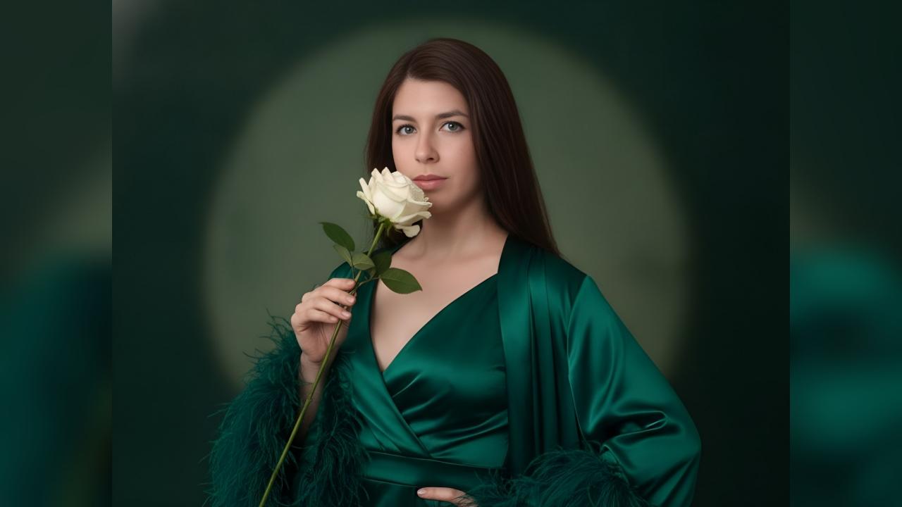 Webcam chat profile for SiaVelvet: Dancing