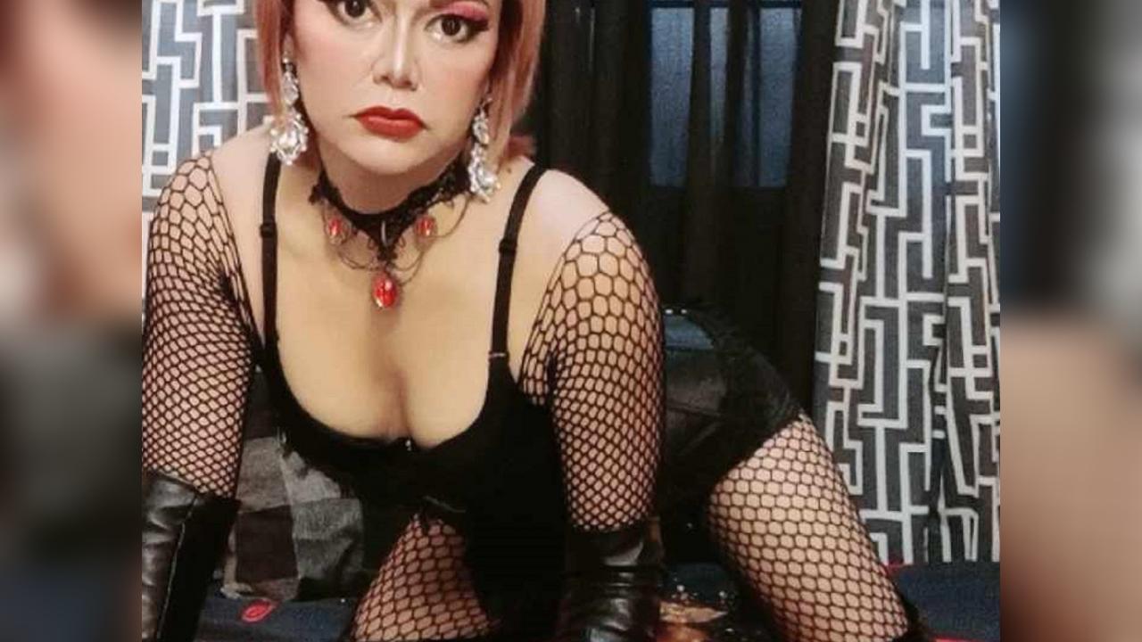 Webcam chat profile for VivaHotBabeTS: BDSM
