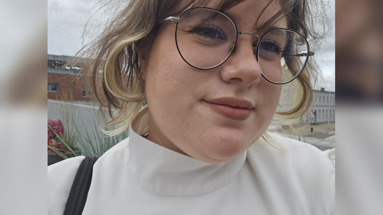 Webcam chat profile for OpheliaLush: Ask about my other interests