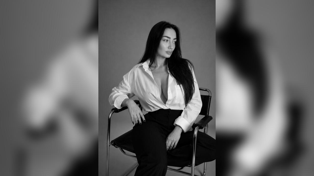 Webcam chat profile for MiaRiley: Dominatrix
