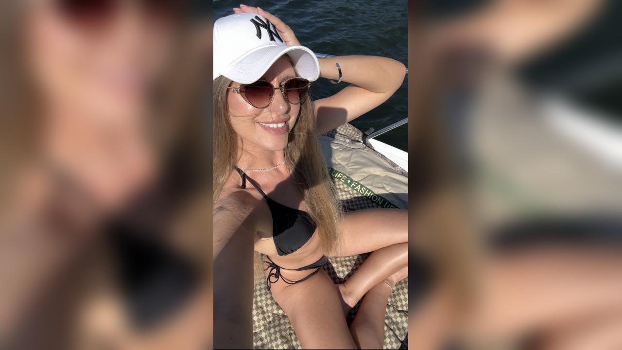 Webcam chat profile for Niceniki: Dancing