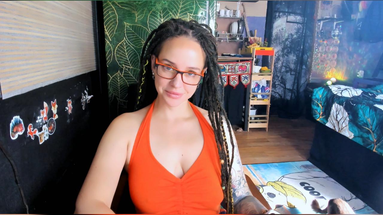 Webcam chat profile for LisaFoxy: Legs, feet & shoes