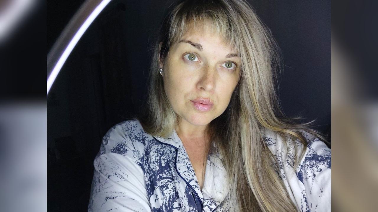 Webcam chat profile for KellyGentleTouc