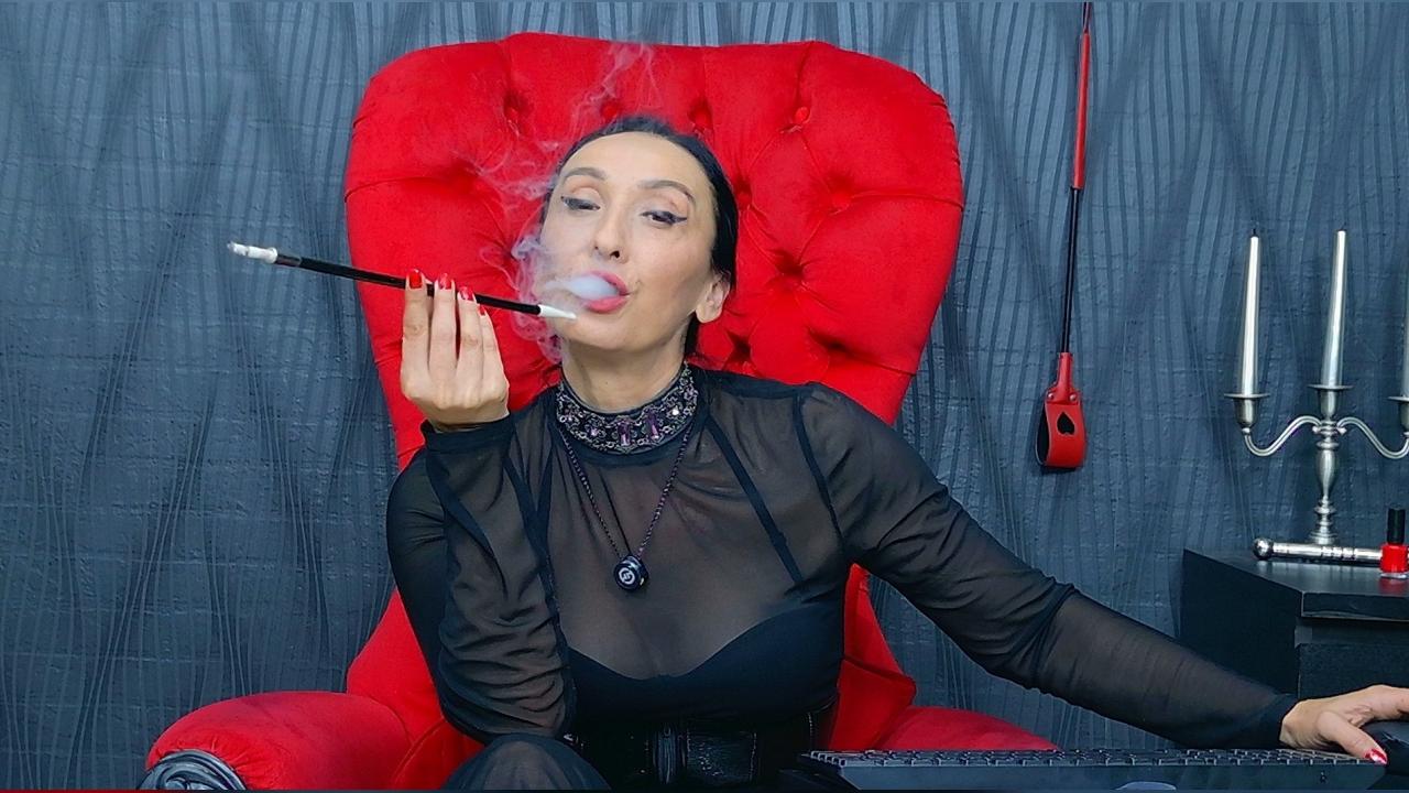 Webcam chat profile for DoraMoore: Dominatrix