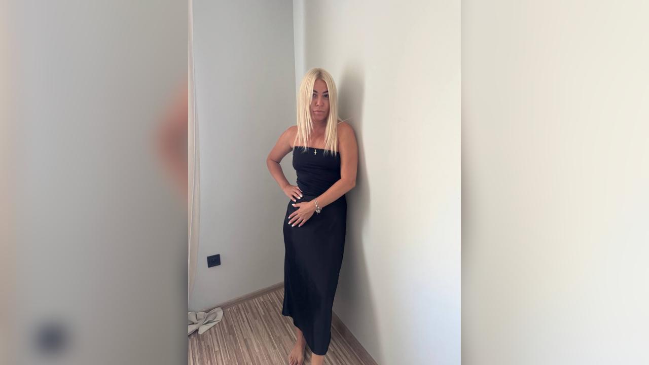 Webcam chat profile for Florielle: Ask about my Hobbies