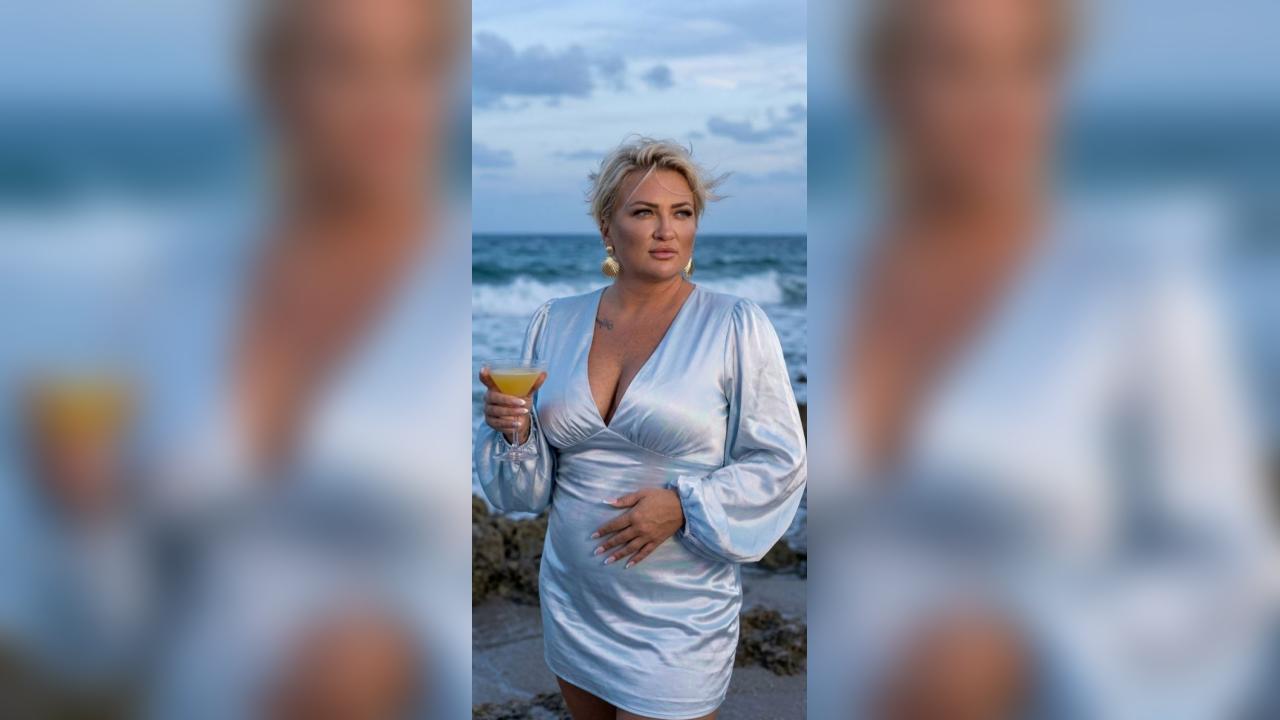 Webcam chat profile for Barbilove: Dancing