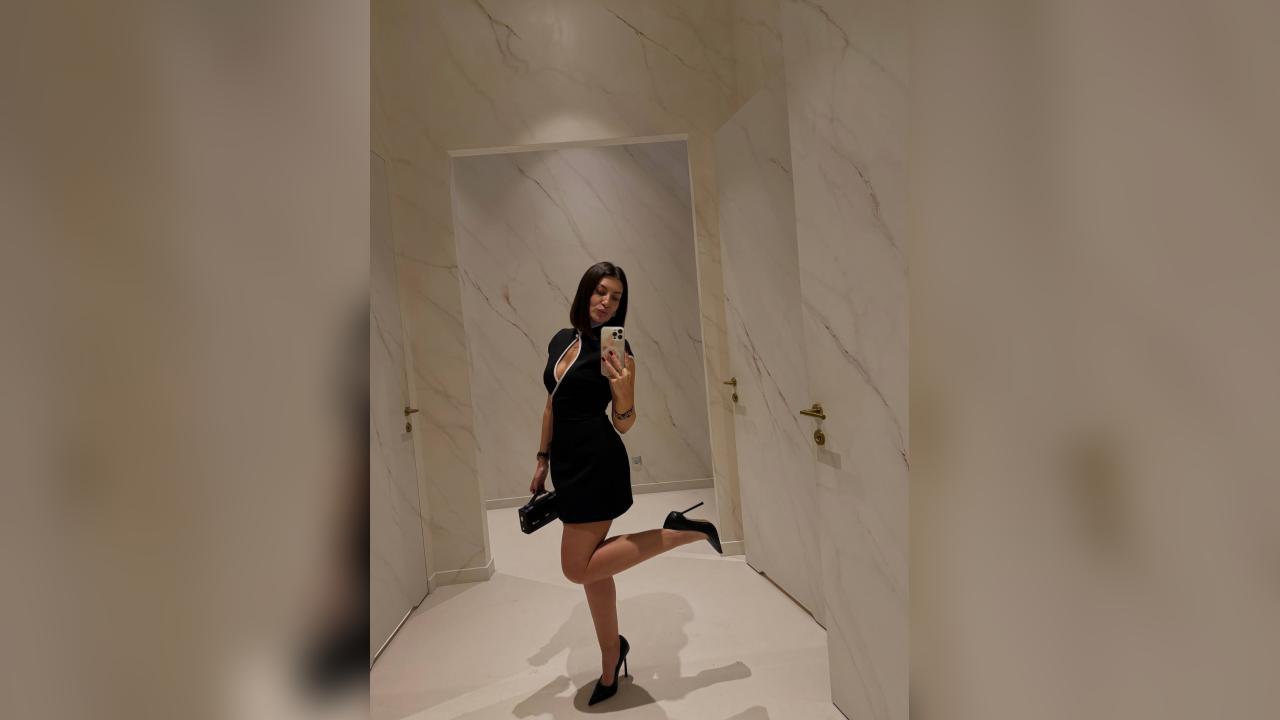 Webcam chat profile for EmilyFox: Ask about my Hobbies