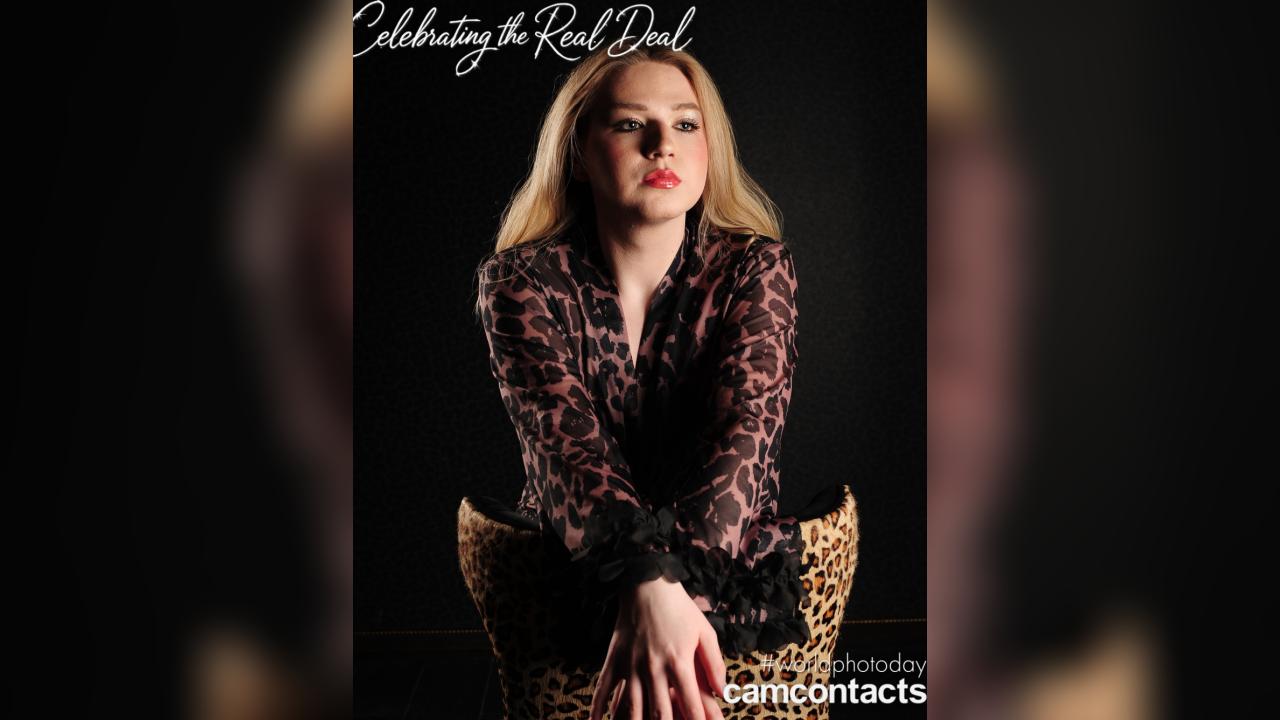 Webcam chat profile for JesSolar: Jerking off