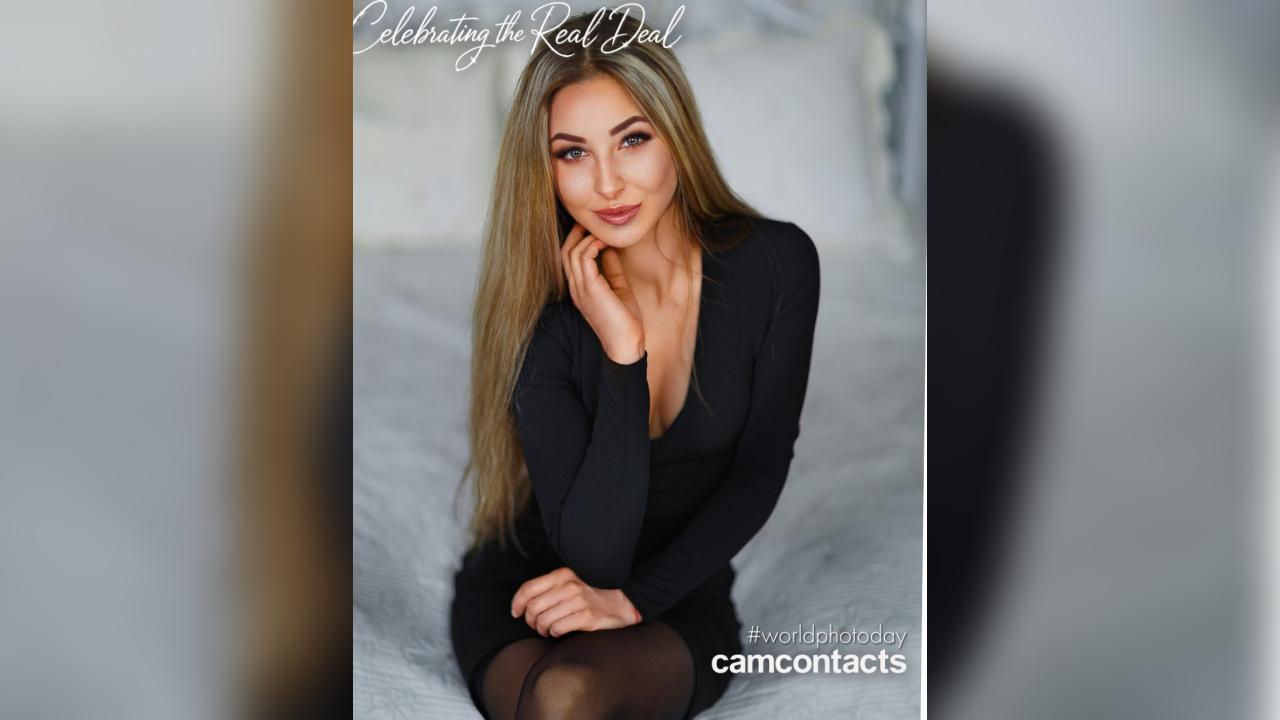 Webcam chat profile for VelvetObsession: Leather