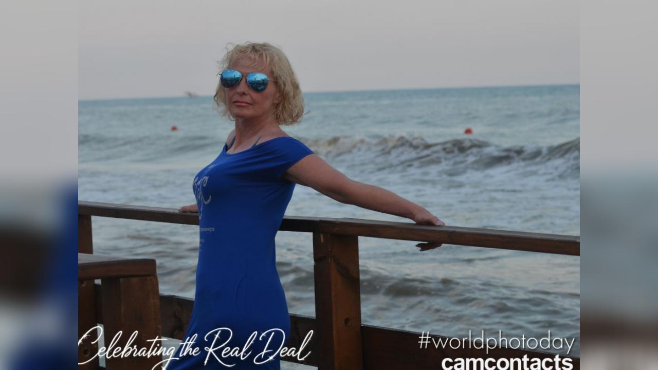Webcam chat profile for LadySunnySoul: Nails