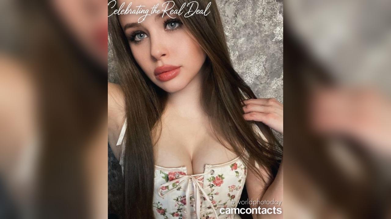 Webcam chat profile for babyfox: Bondage & discipline
