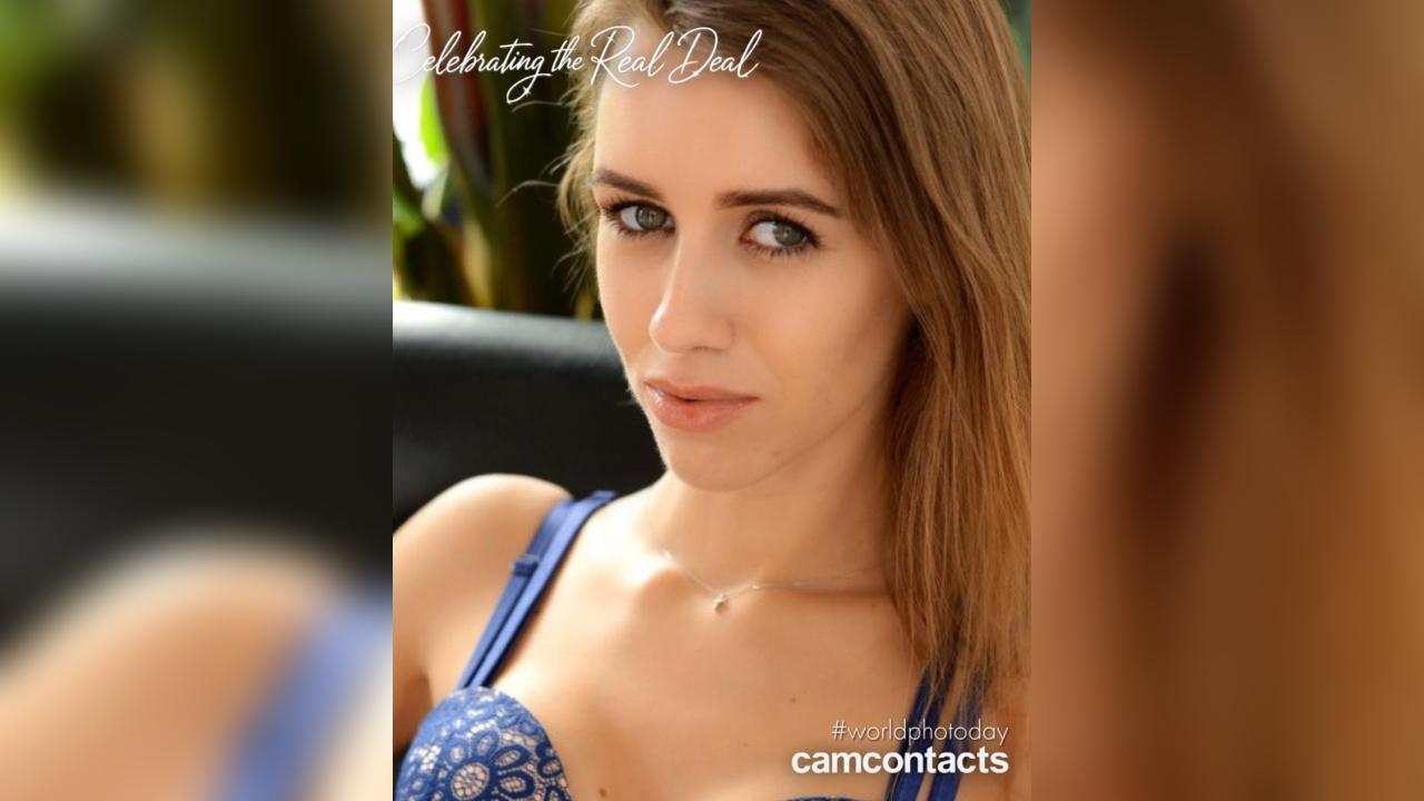 Webcam chat profile for PinkVelour: Ask about my Hobbies